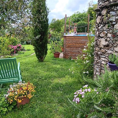 Monti di Licciana Nardi Monti Guesthouse المظهر الخارجي الصورة
