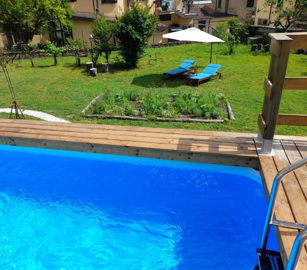 Monti di Licciana Nardi Monti Guesthouse المظهر الخارجي الصورة
